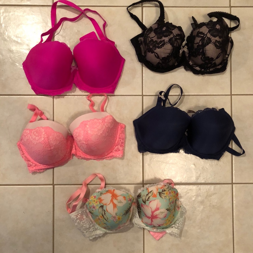 Victoria’s Secret 34DDD Bras